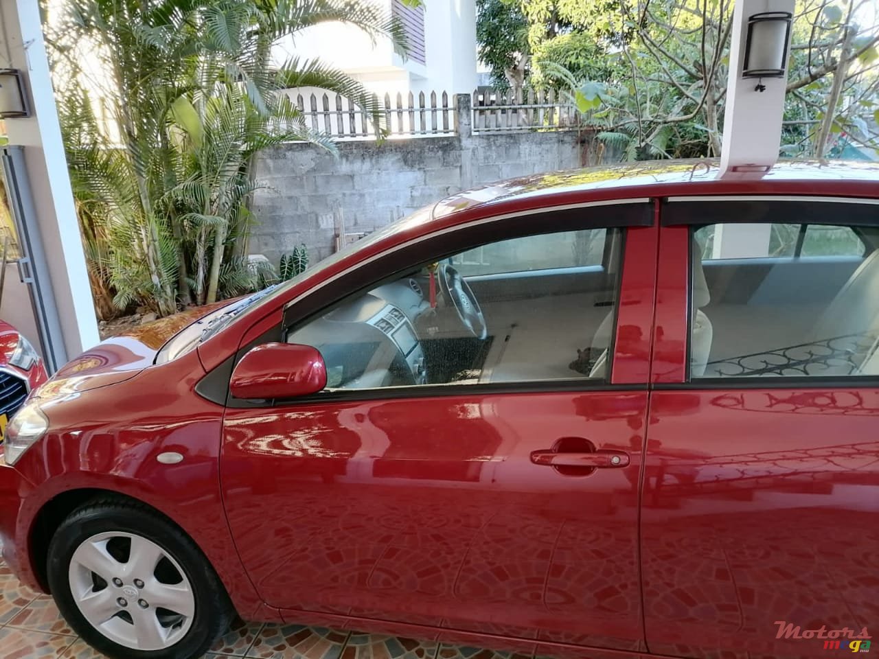 2007' Toyota Yaris photo #3