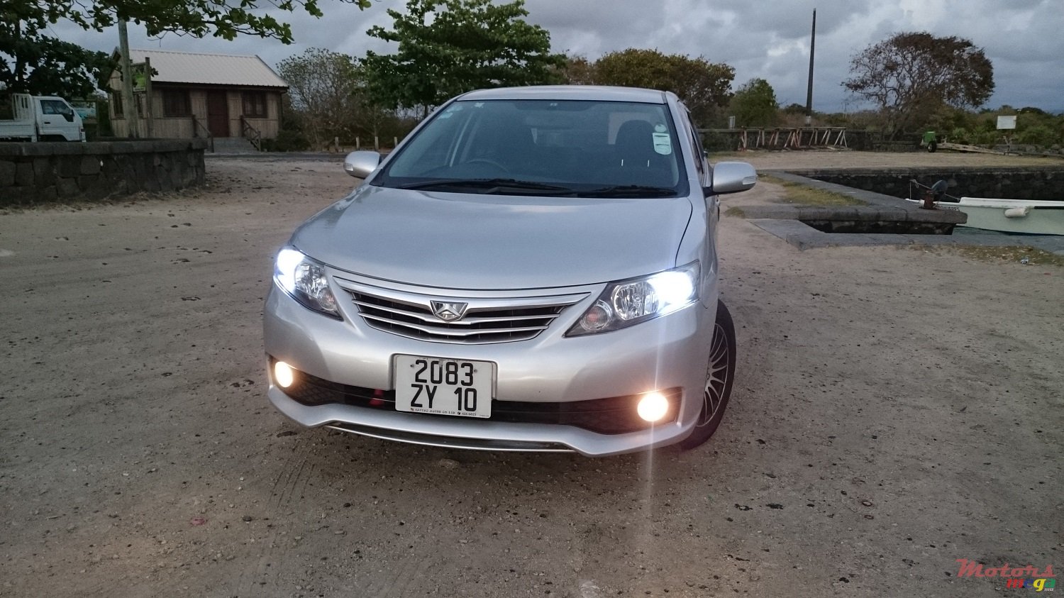 2010' Toyota photo #6