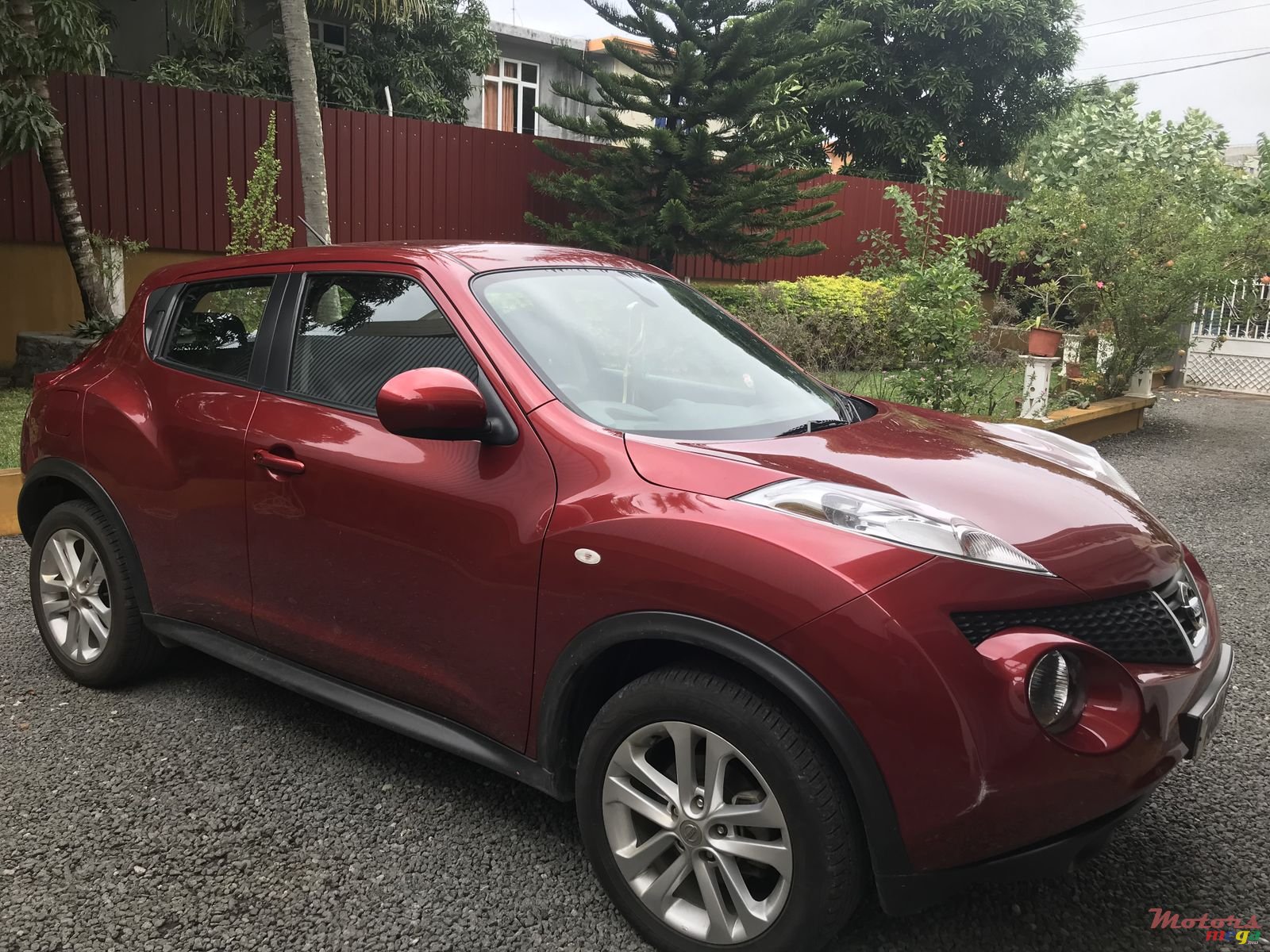 2014' Nissan photo #2