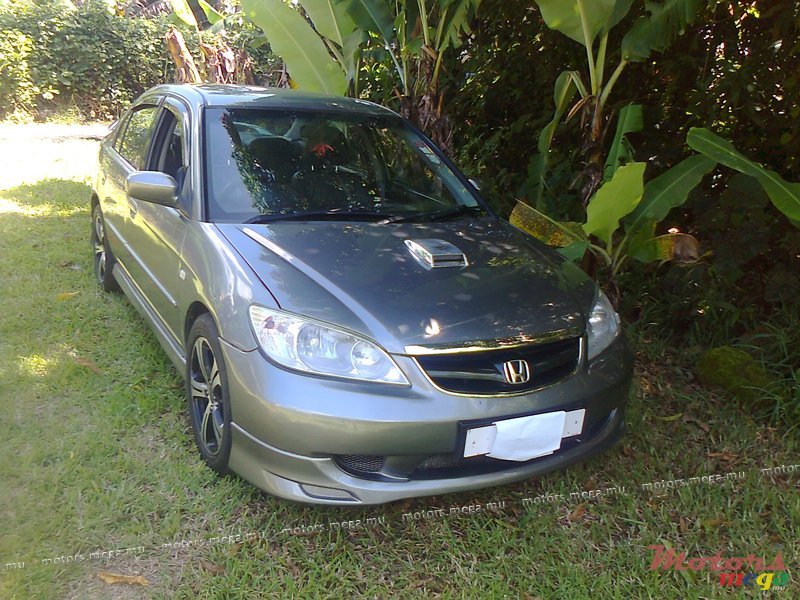 2004' Honda V-tec photo #1