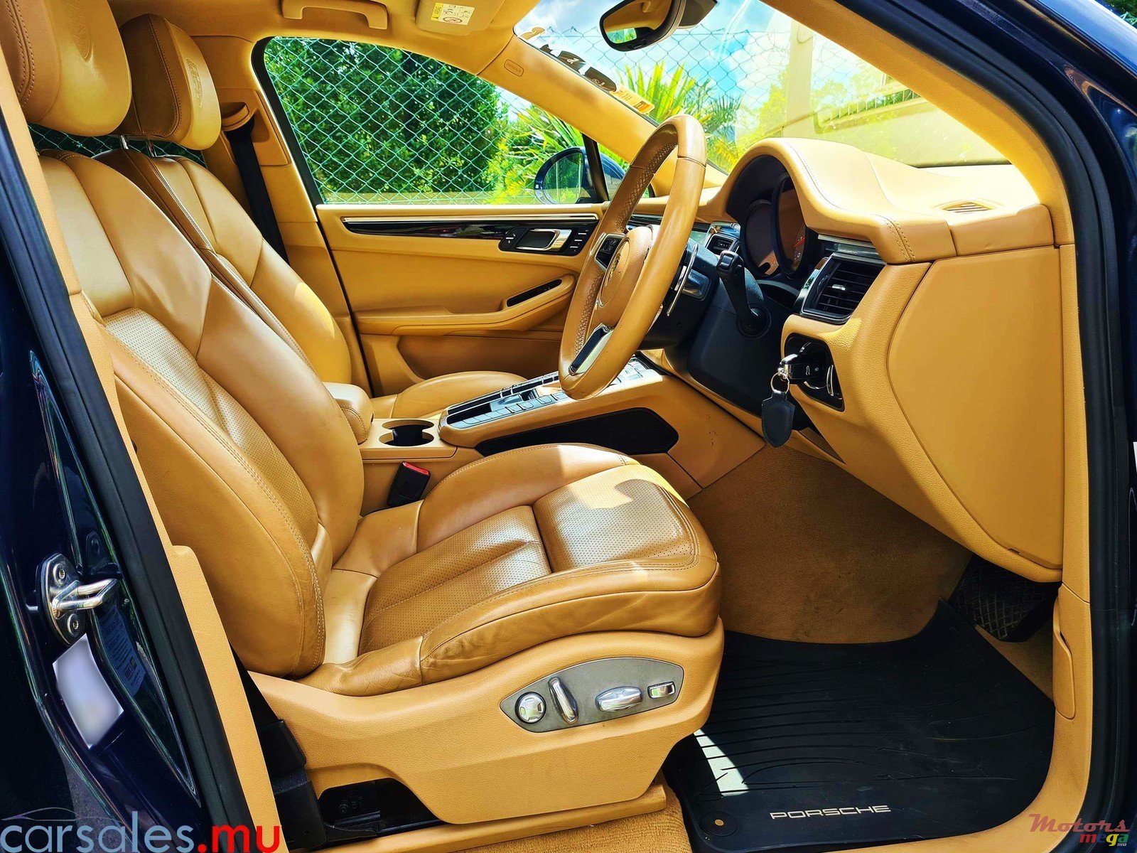 2016' Porsche Macan S 3.0 V6 photo #6