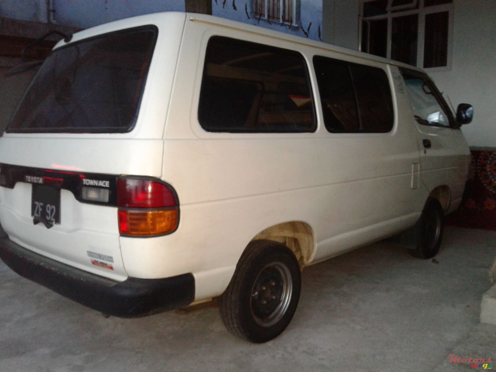 1992' Toyota Town Ace photo #2