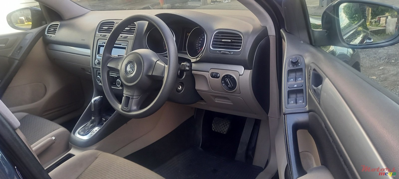 2012' Volkswagen Golf VI photo #5