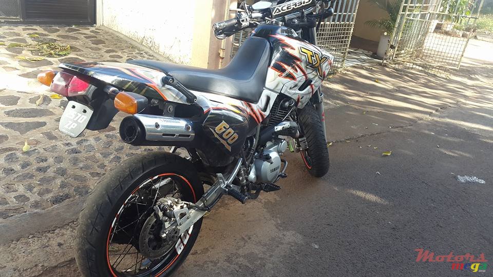 2001' Yamaha photo #5