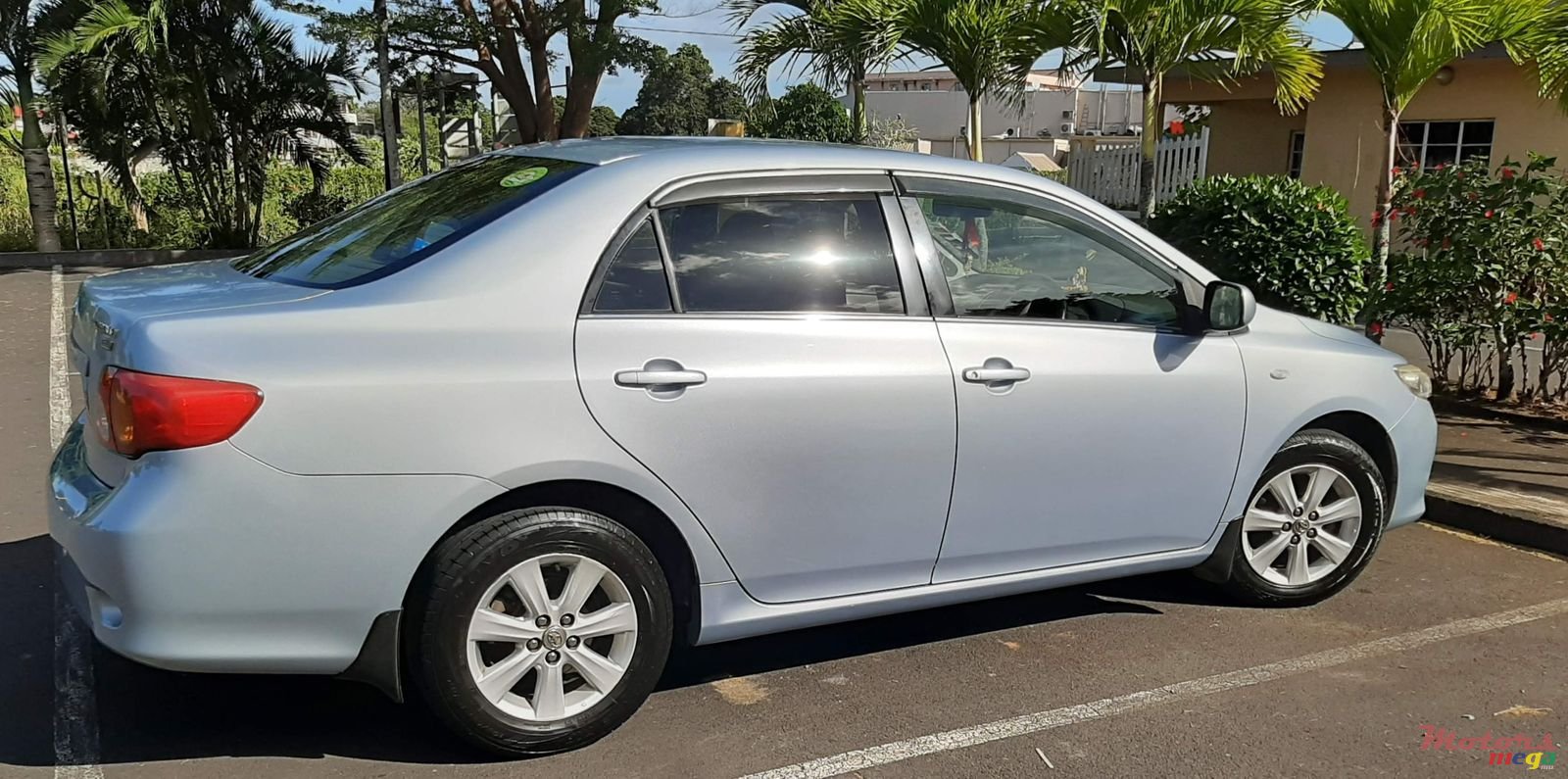 2008' Toyota Corolla photo #3