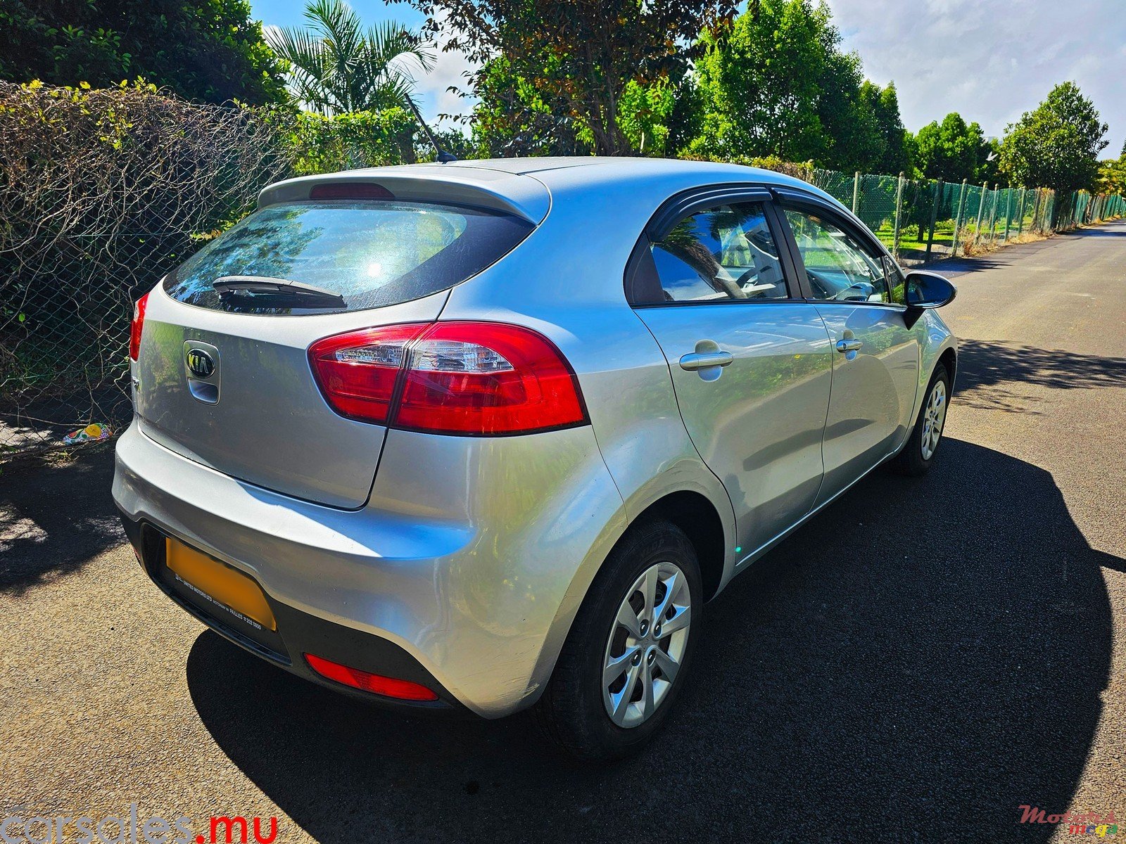 2014' Kia Rio EX 1.2 Hatchback photo #4