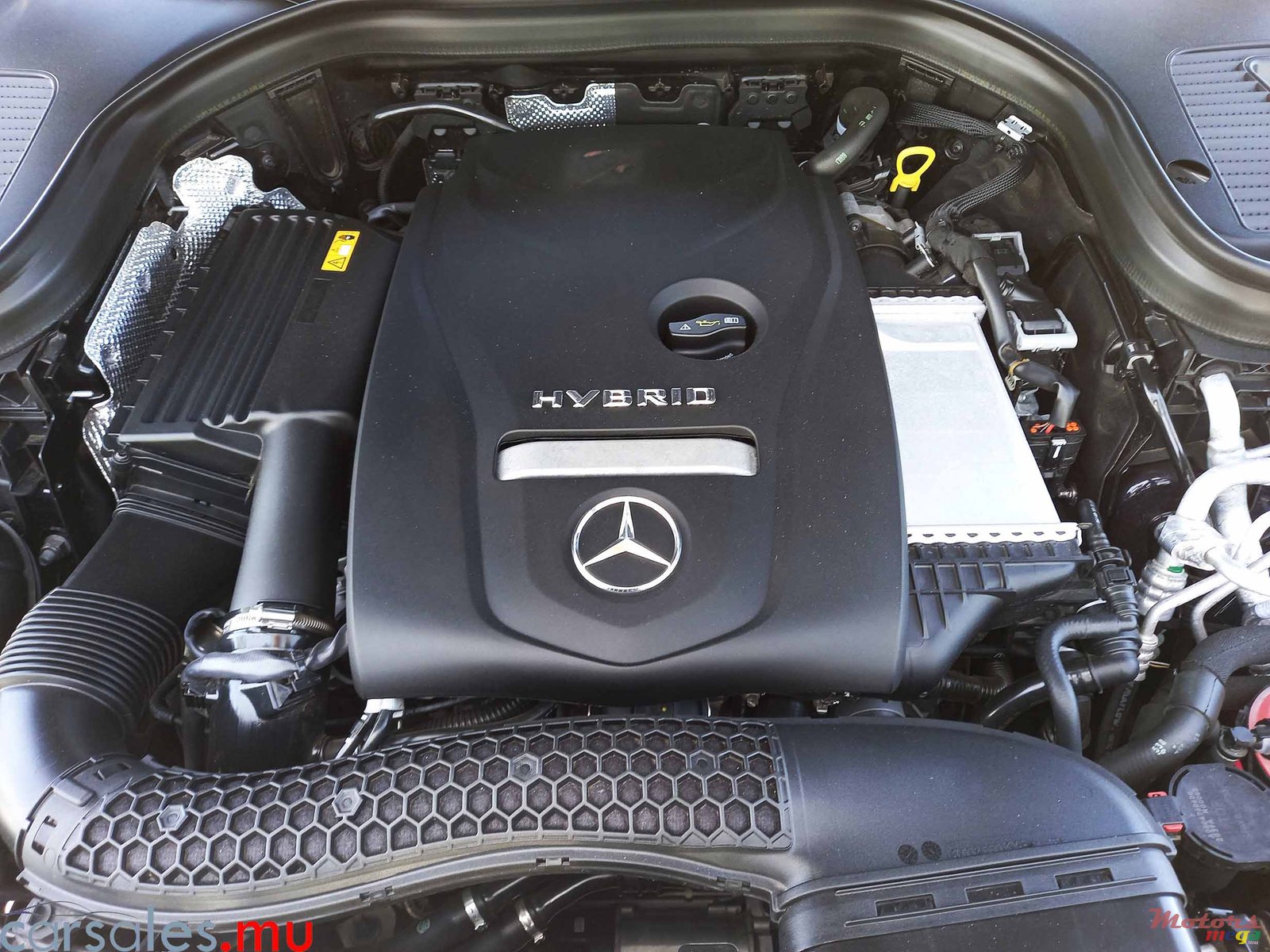 2021' Mercedes-Benz GL-Class GLC300e photo #7