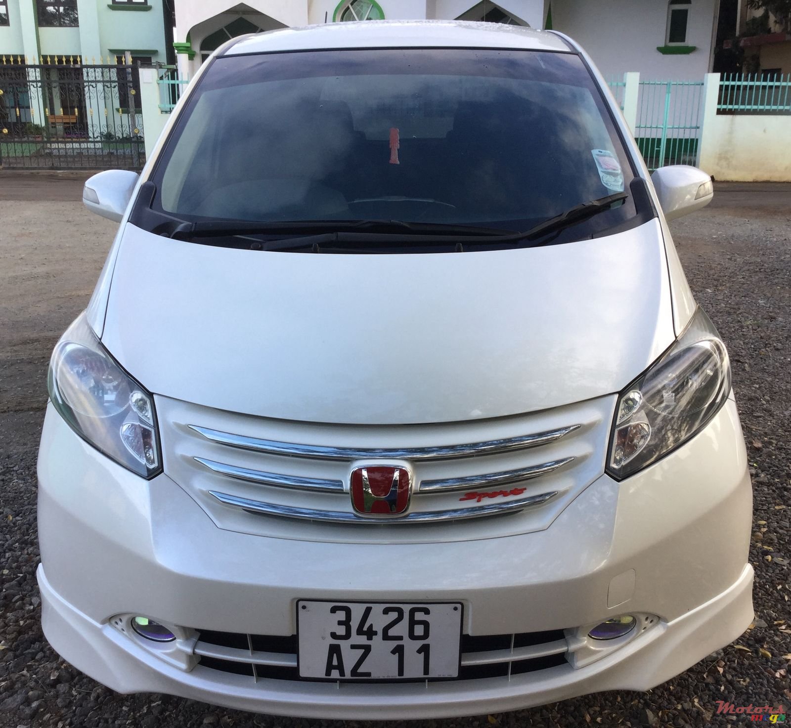 2011' Honda Freed photo #1