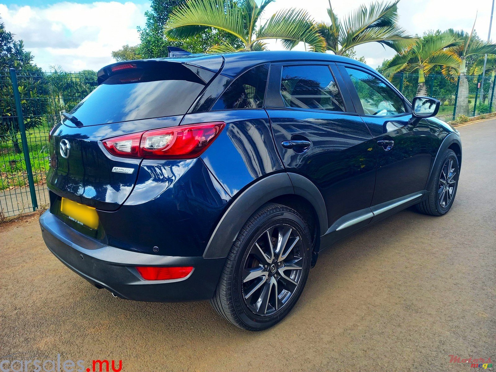 2017' Mazda CX-3 2.0 Skyactiv Technology photo #4