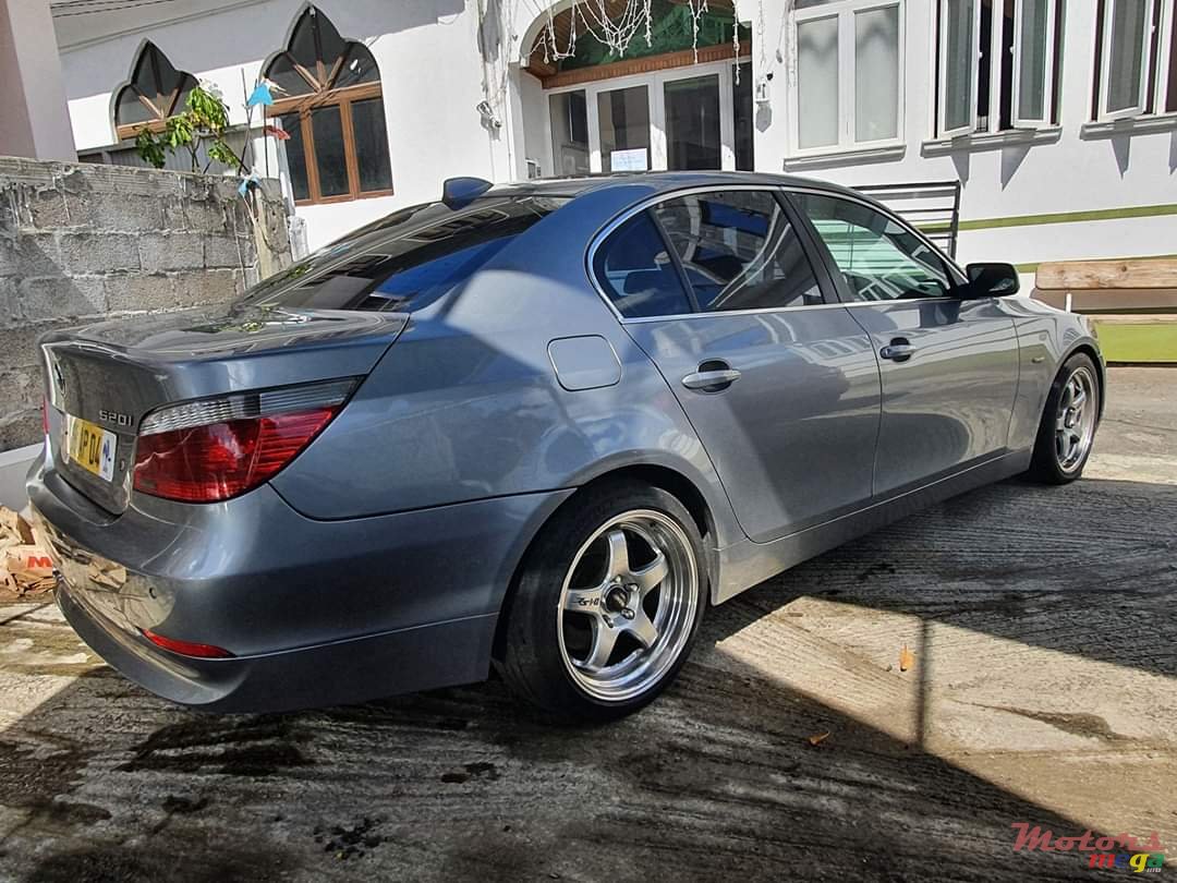 2004' BMW 520 photo #3