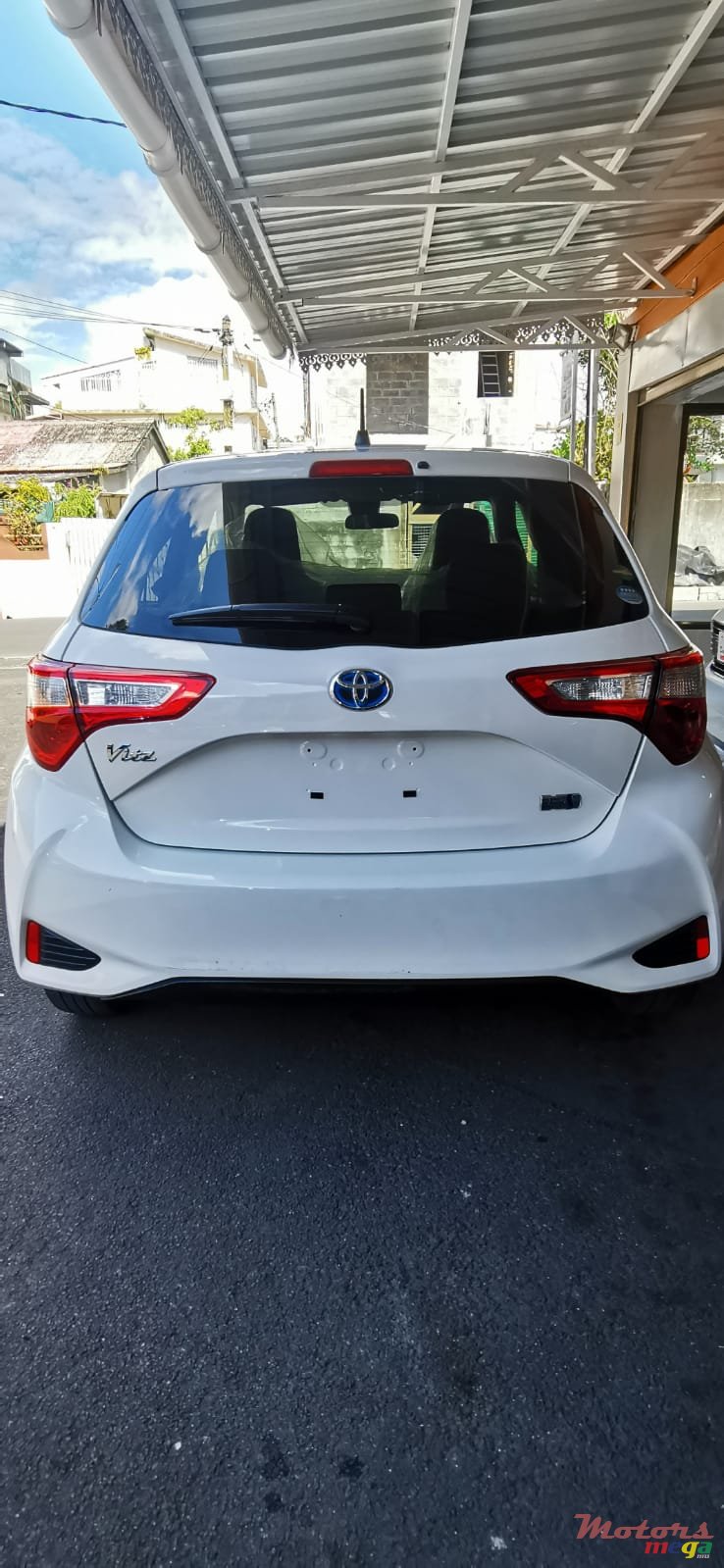 2019' Toyota Vitz photo #7