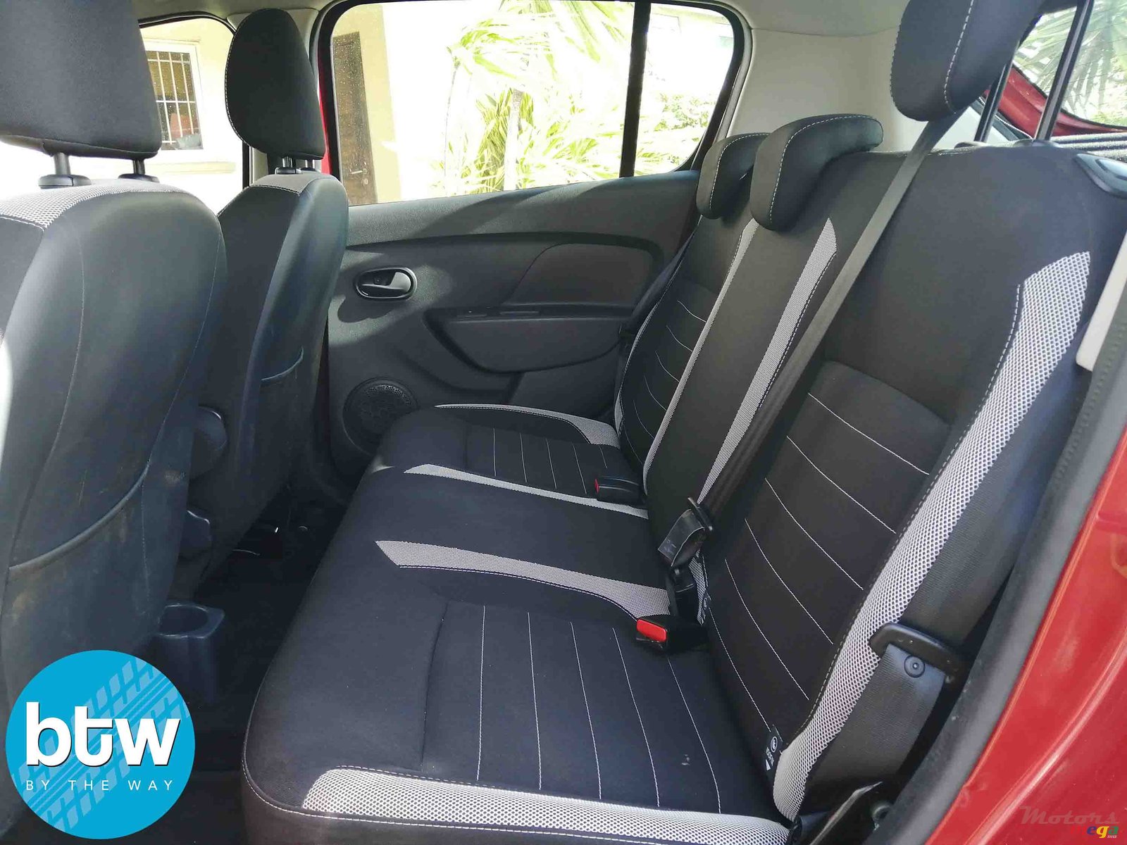 2018' Renault Sandero Stepway photo #3