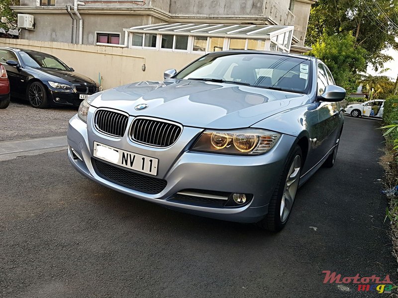 2011' BMW 320 photo #4