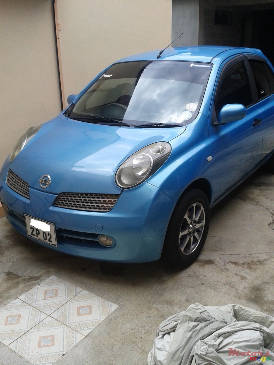 2002' Nissan AK12 photo #1