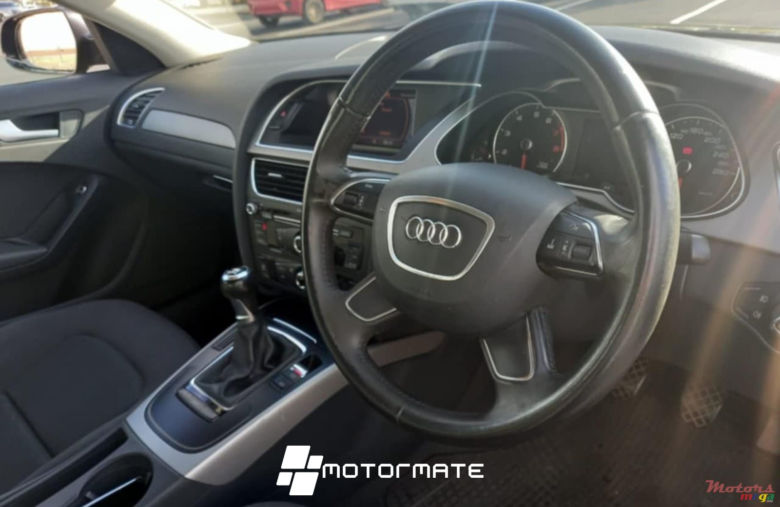 2013' Audi A4 Sedan photo #6