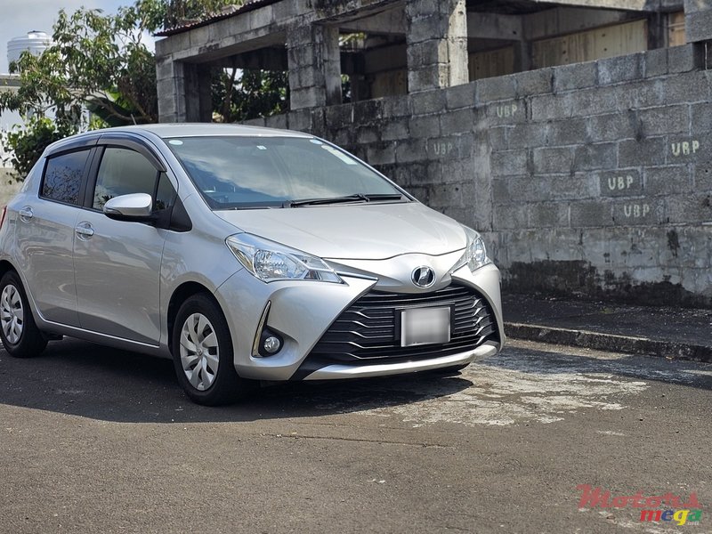 2018' Toyota Vitz photo #5