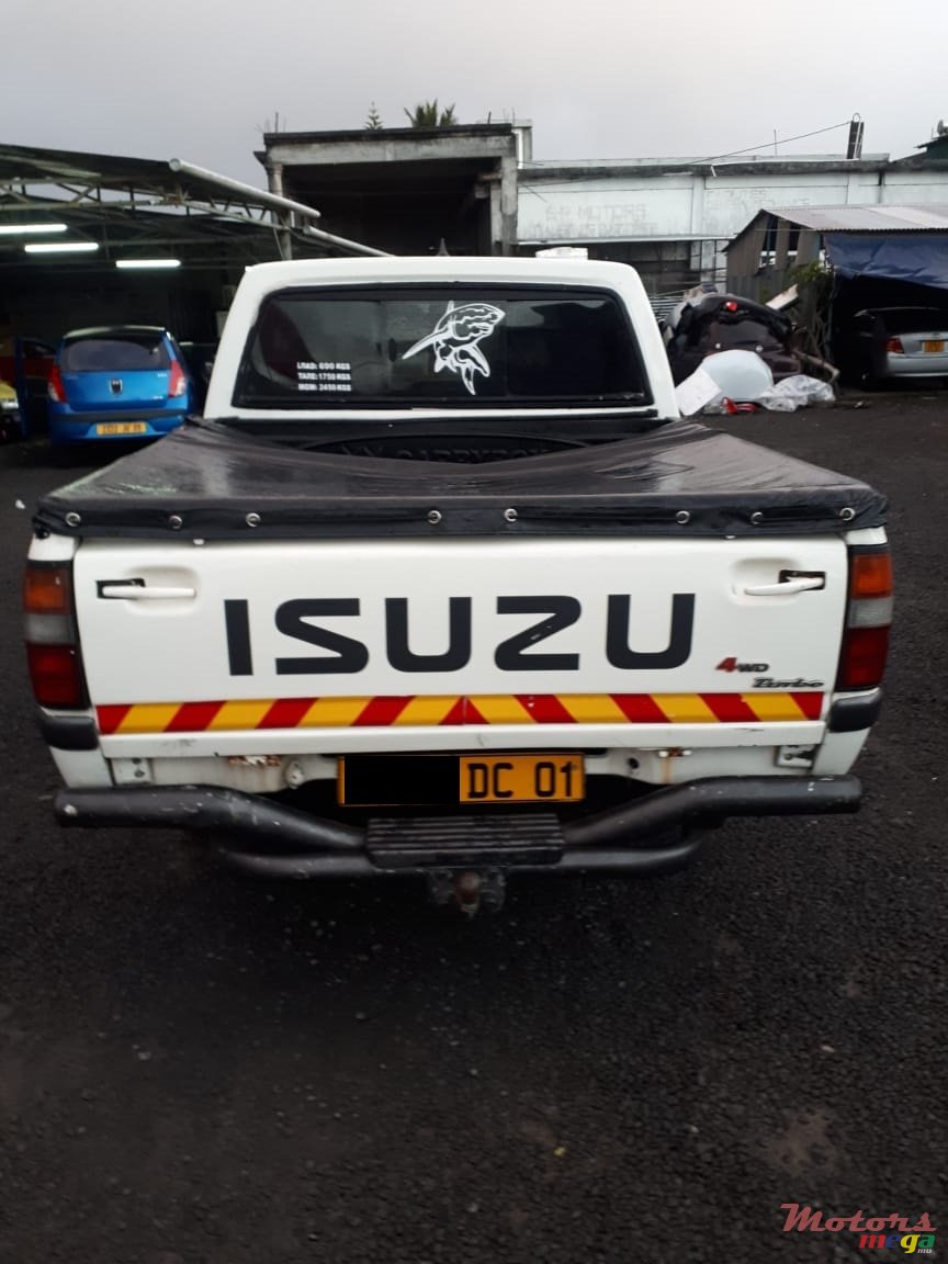 2001' Isuzu KB Series photo #4