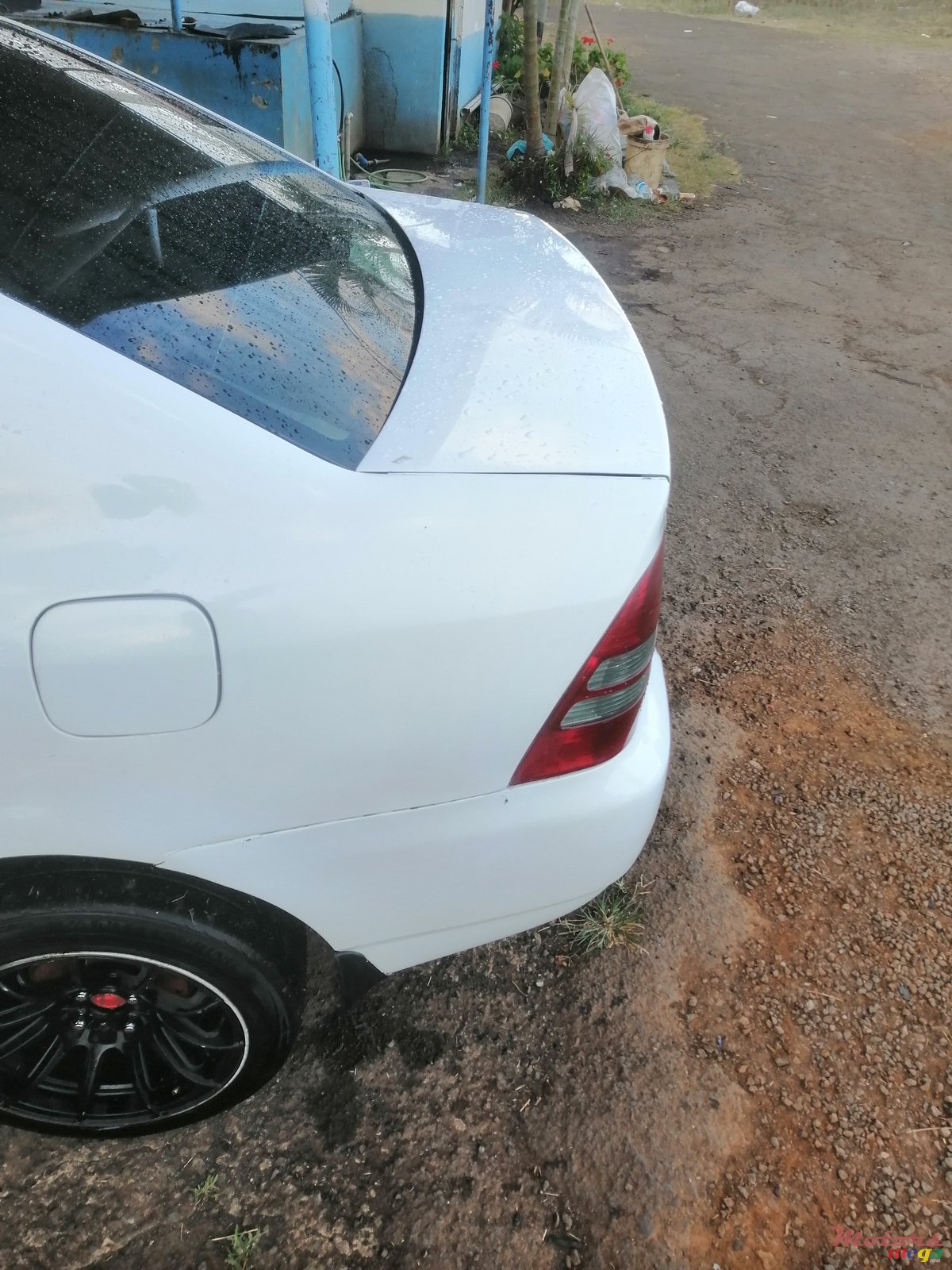 2003' Toyota Corolla NZE photo #3