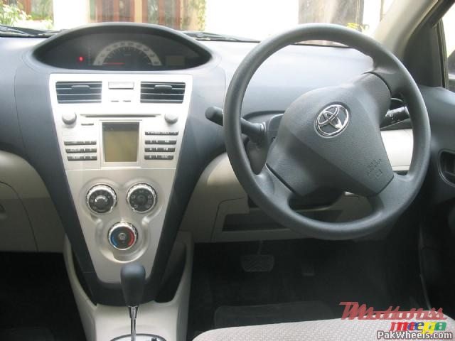 2006' Toyota Belta 1.3 photo #1