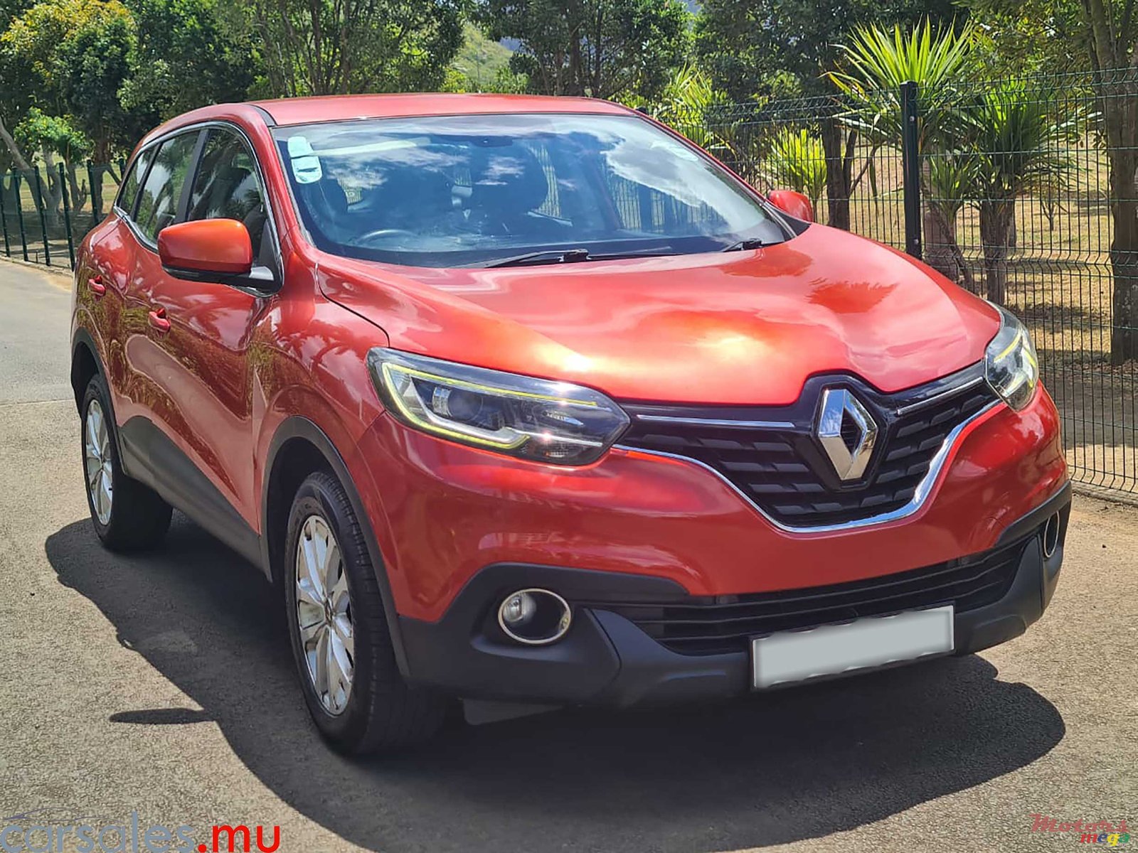 2016' Renault Kadjar 1.2 TCe photo #2