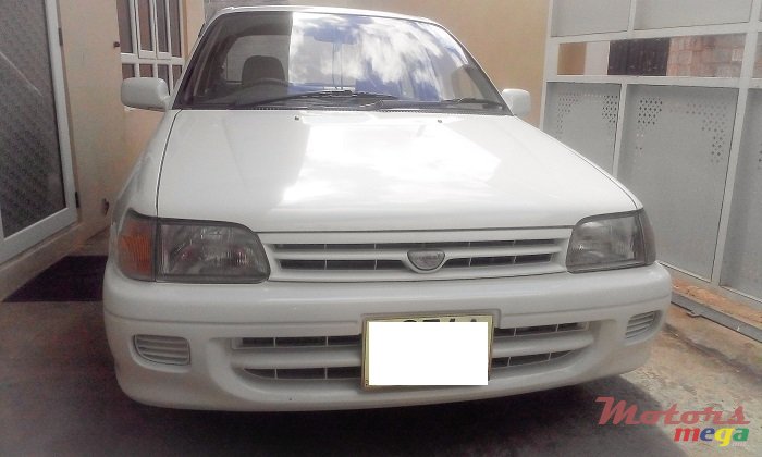 1992' Toyota Starlet Soleil photo #1