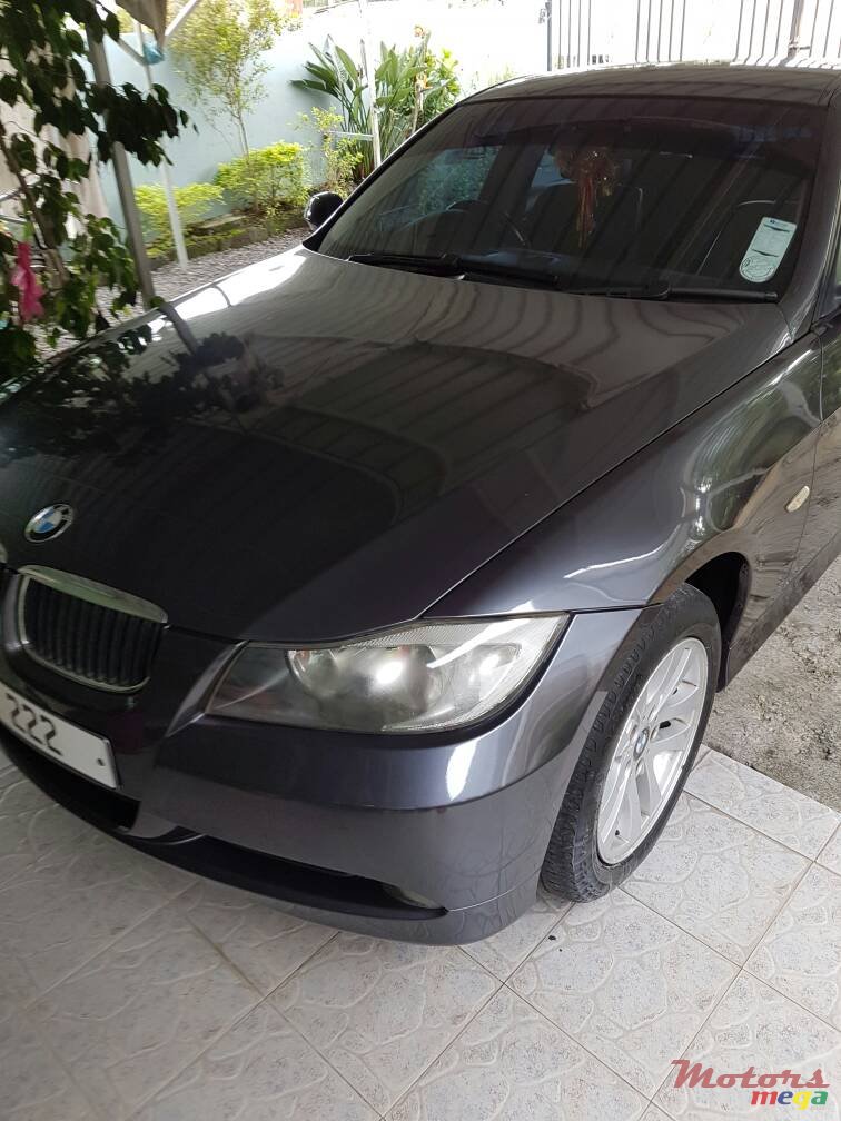 2006' BMW 3 Series photo #1