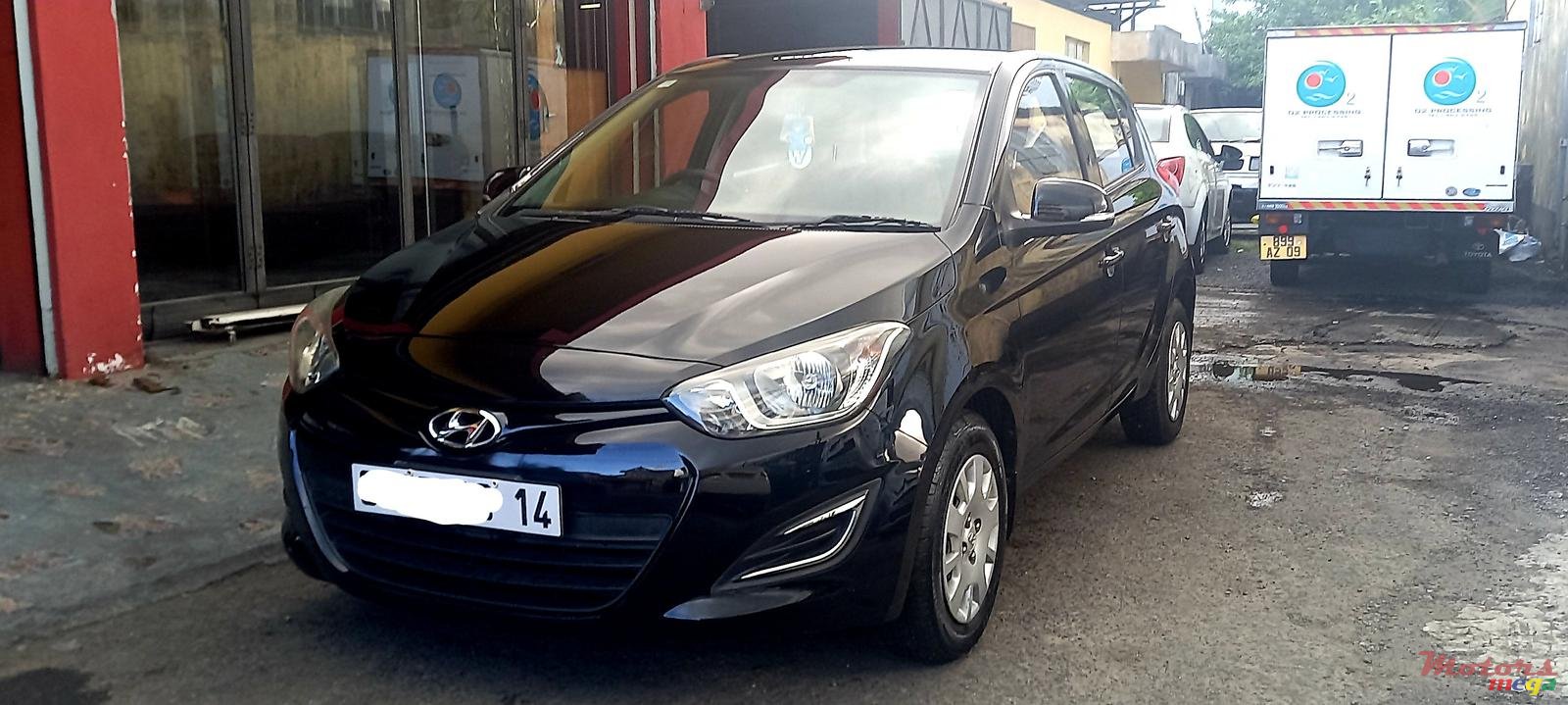 2014' Hyundai i20 photo #2
