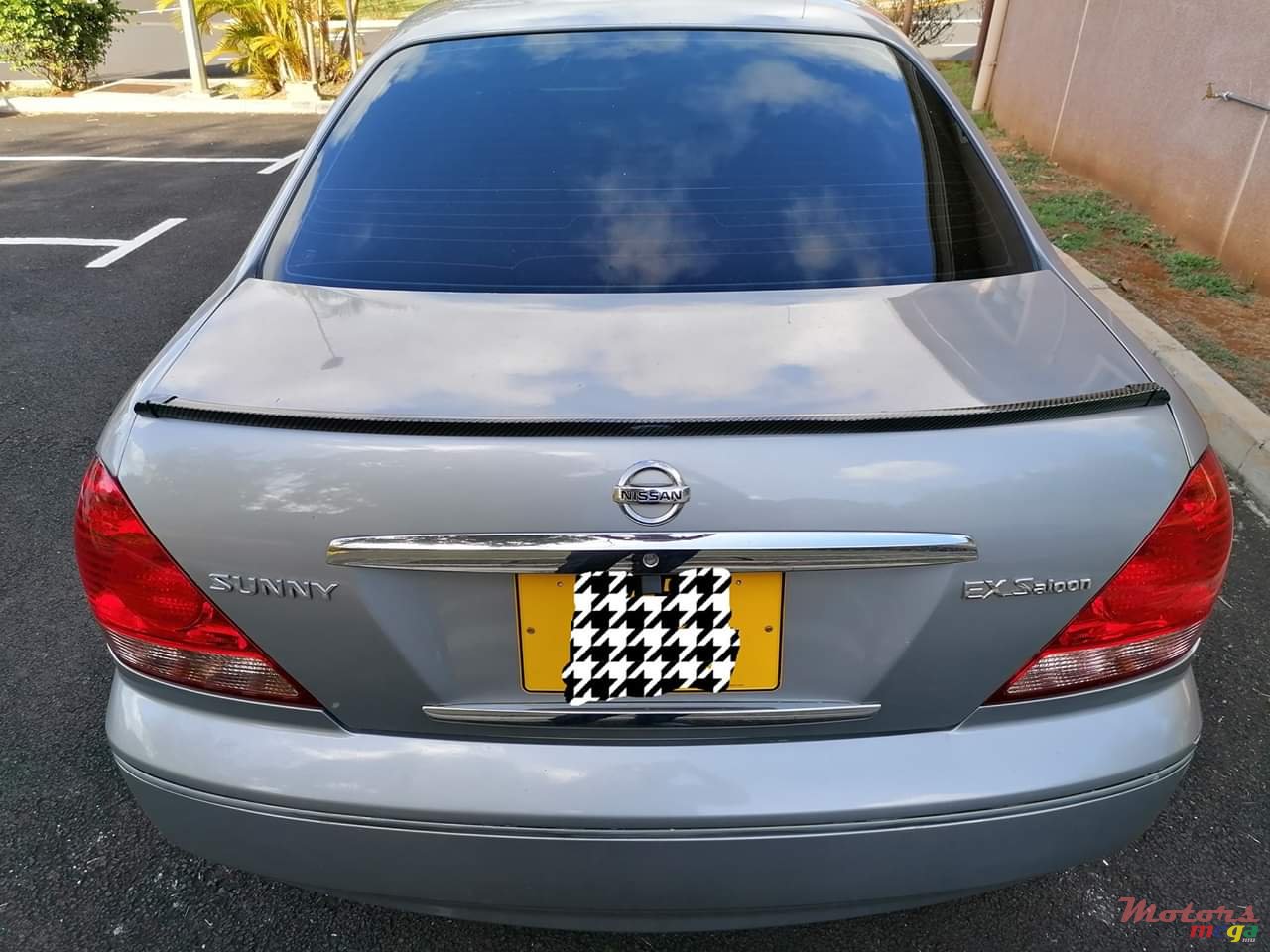 2007' Nissan Sunny photo #3