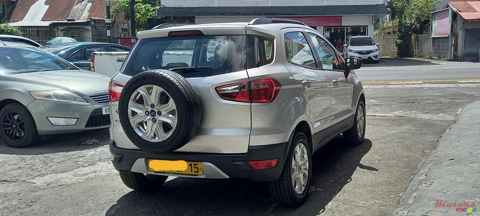 2015' Ford Ecosport photo #4