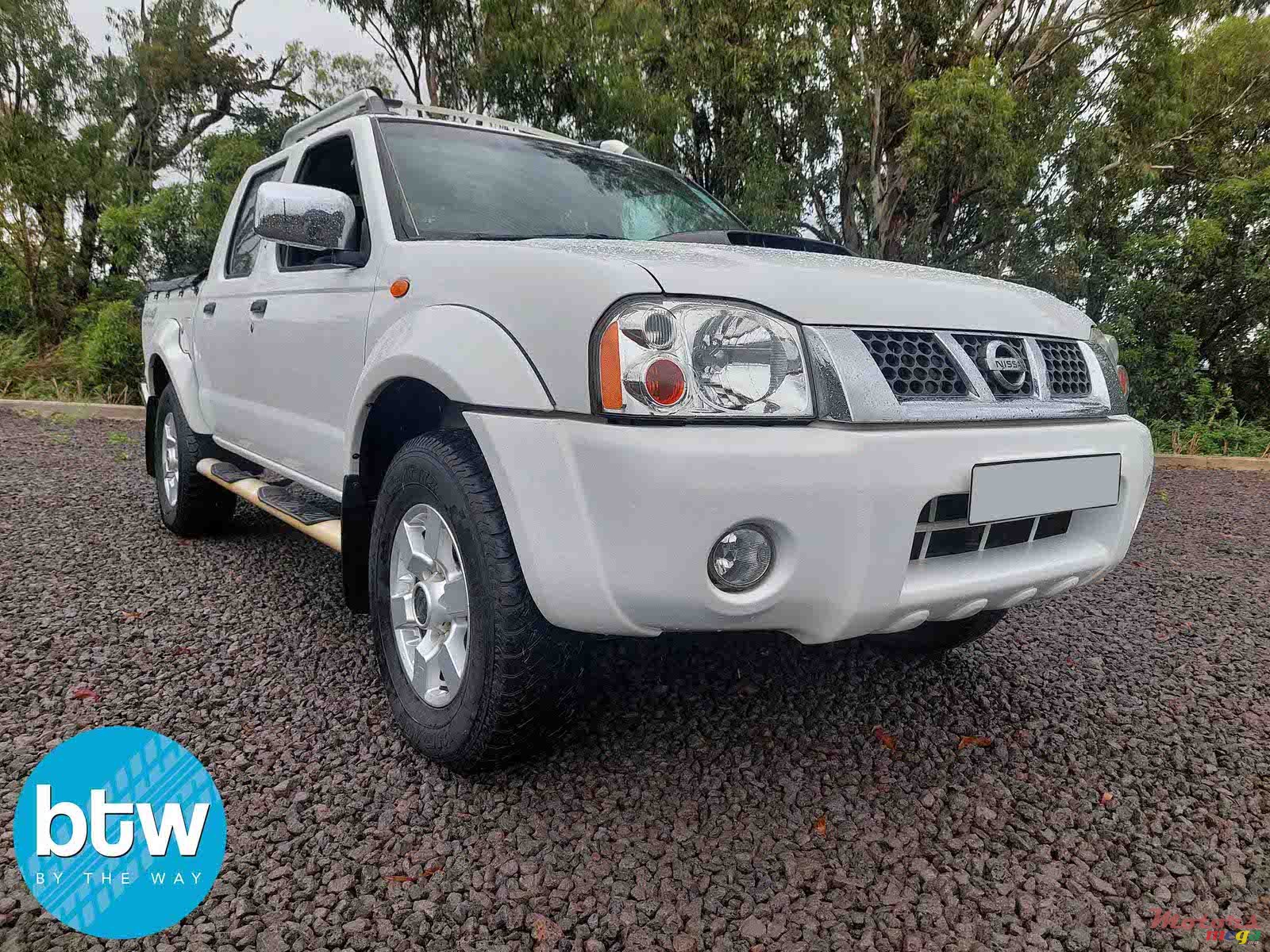 2016' Nissan NP300 photo #1