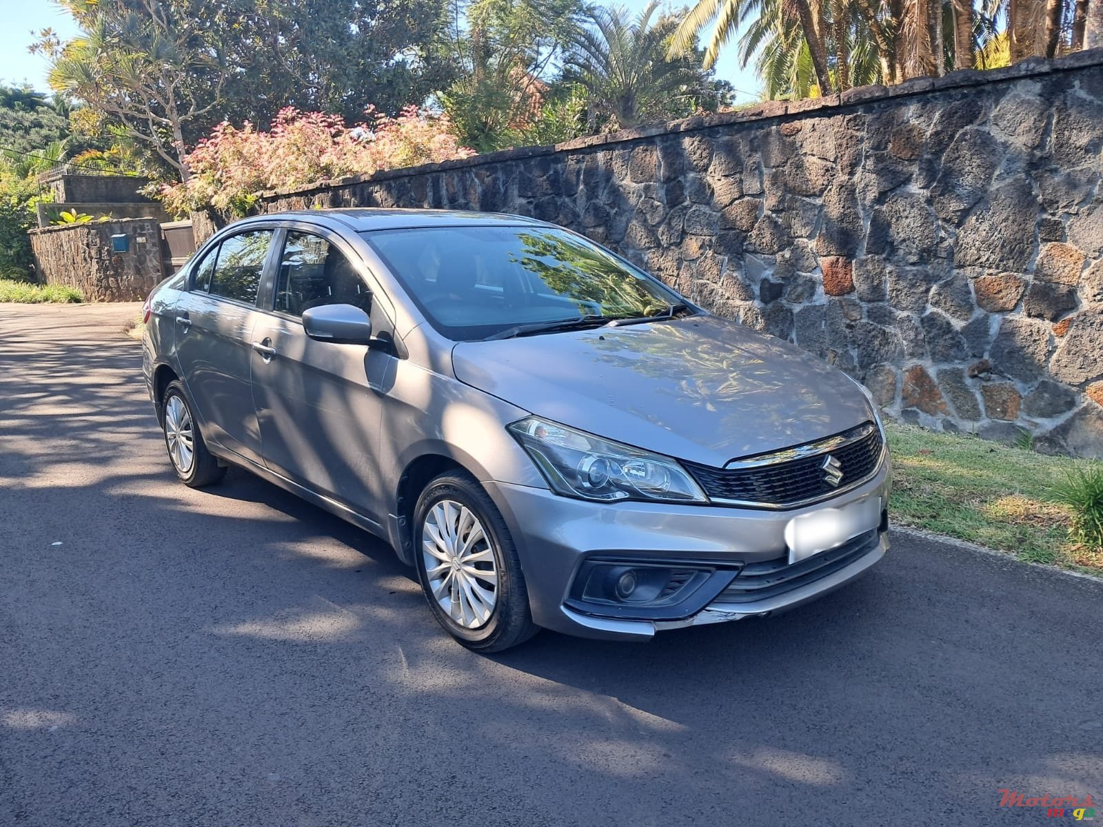 2019' Suzuki Ciaz photo #3