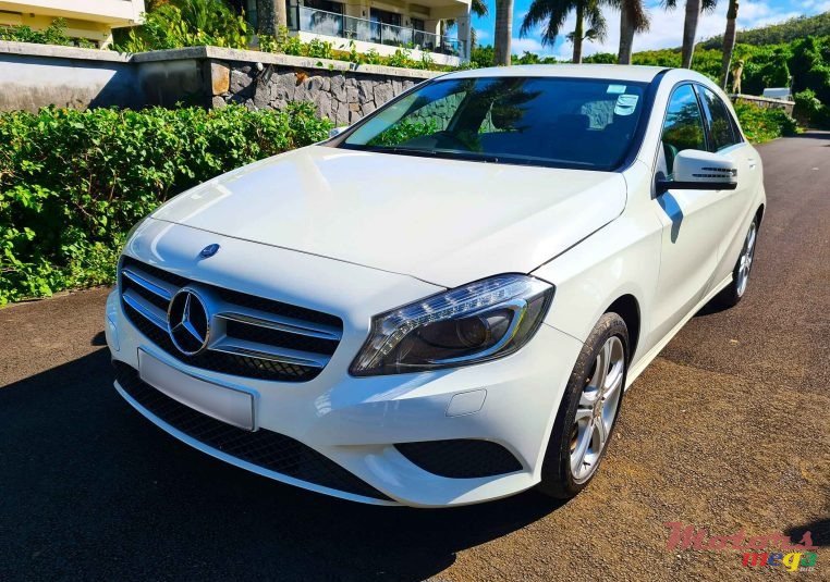 2014' Mercedes-Benz A 200 photo #6