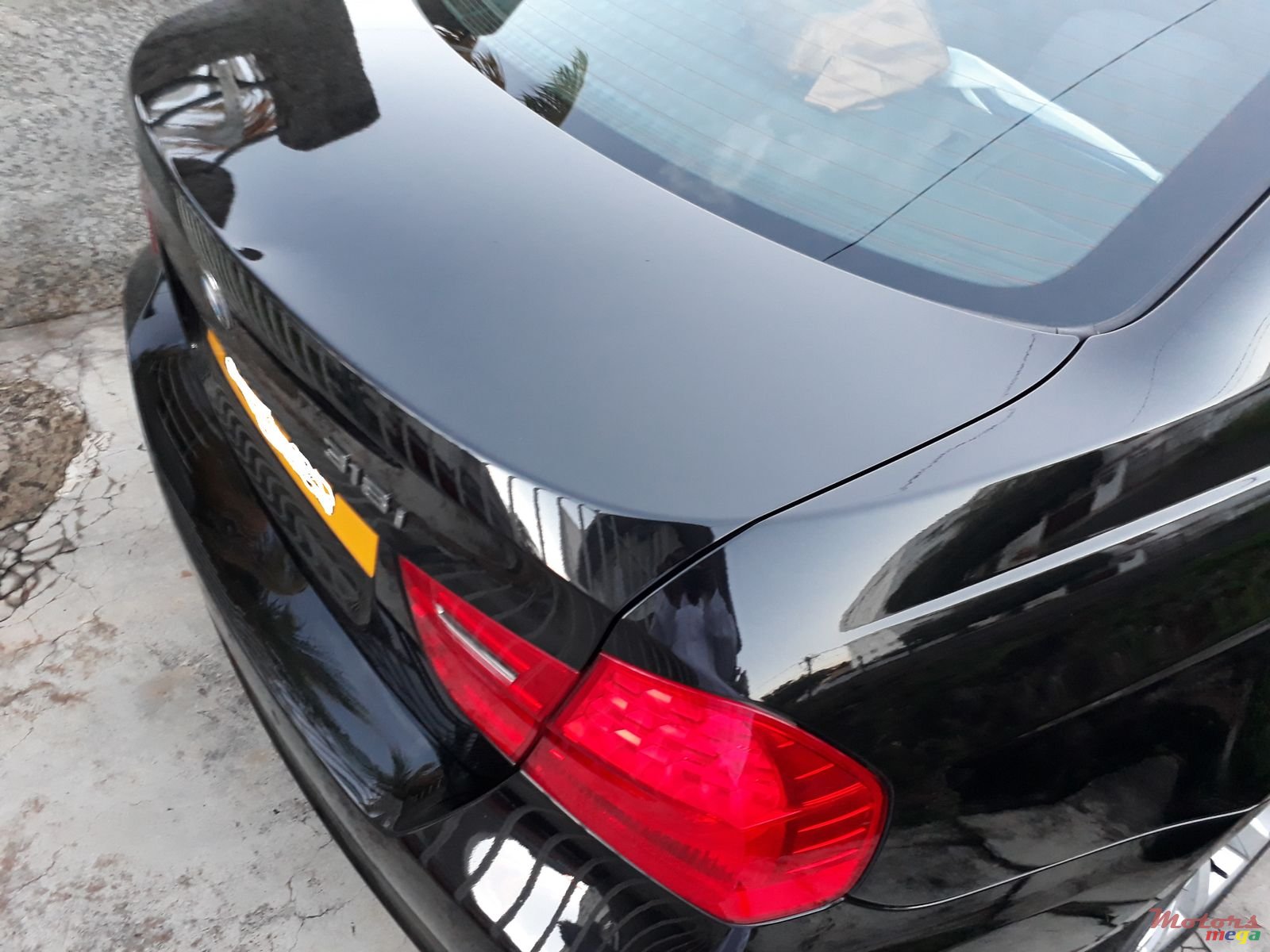 2008' BMW 3 Series Sedan photo #1