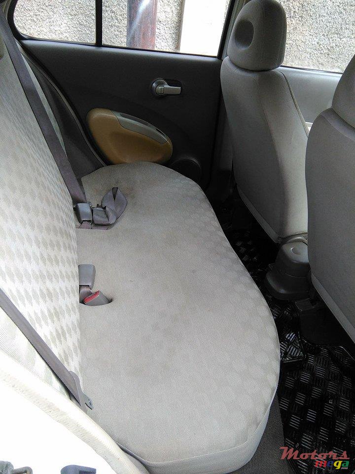 2003' Nissan AK12 photo #7