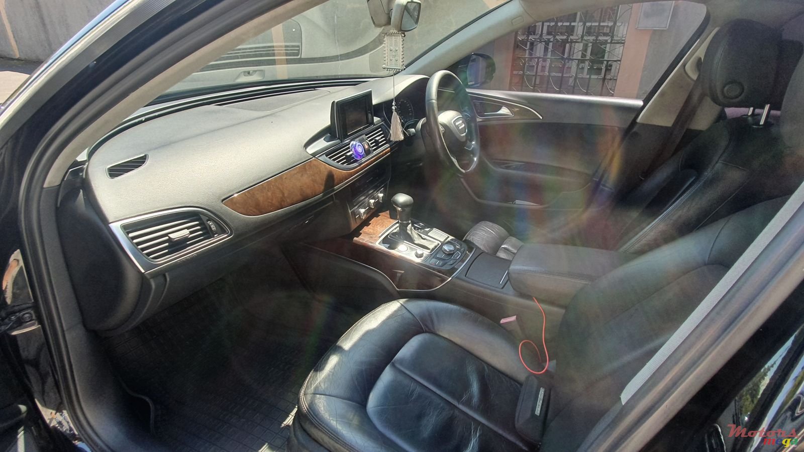 2012' Audi A6 photo #6