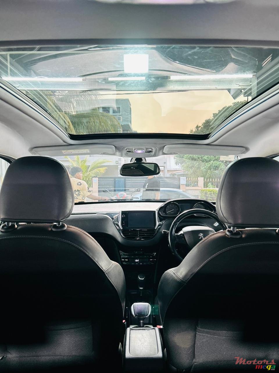 2018' Peugeot 2008 photo #7