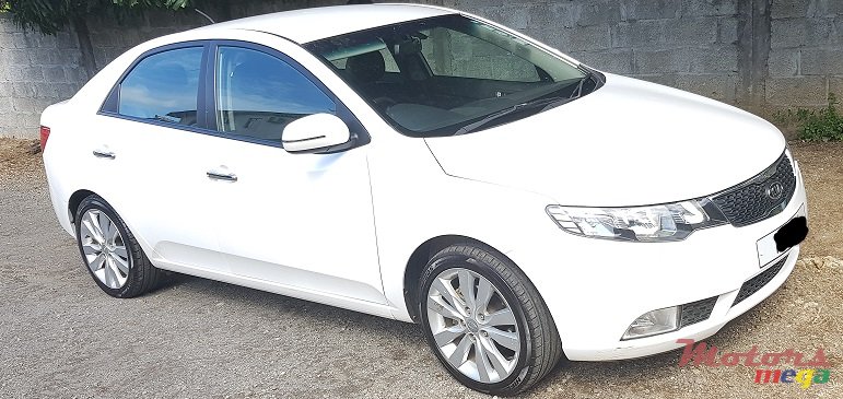 2011' Kia Cerato photo #3