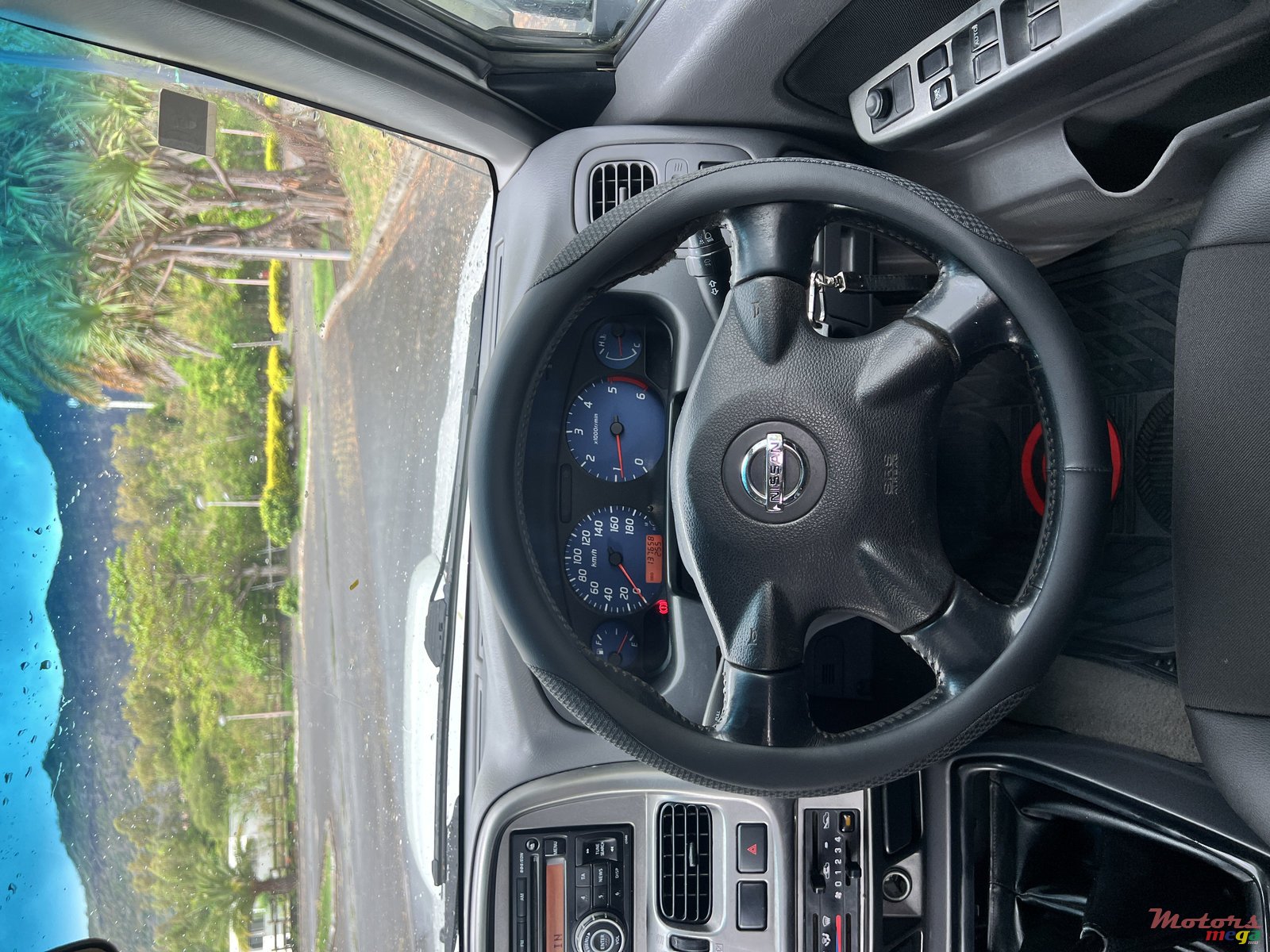 2014' Nissan NP300 photo #6