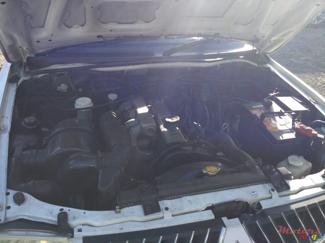 2006' Mitsubishi L 200 photo #1