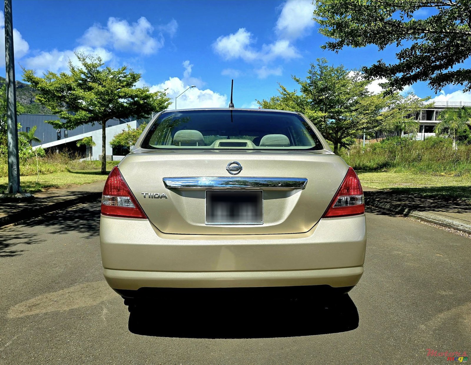 2009' Nissan Tiida photo #3