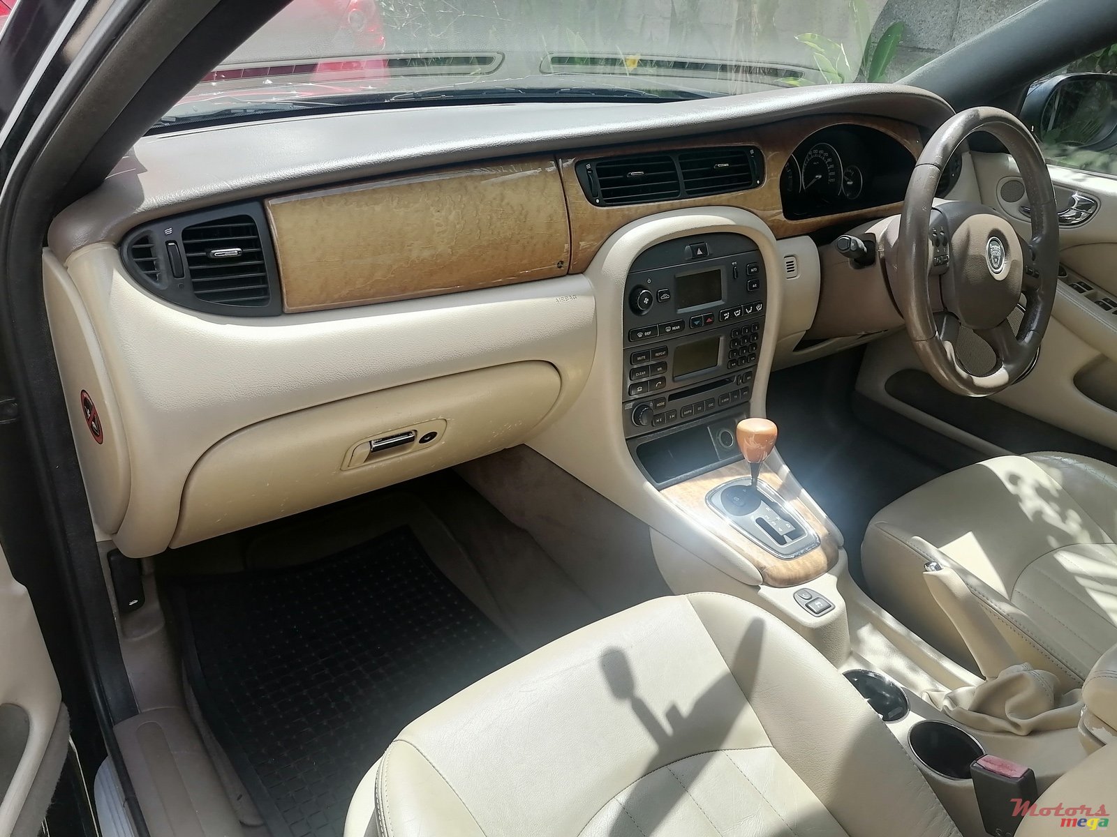 2008' Jaguar X-Type photo #3