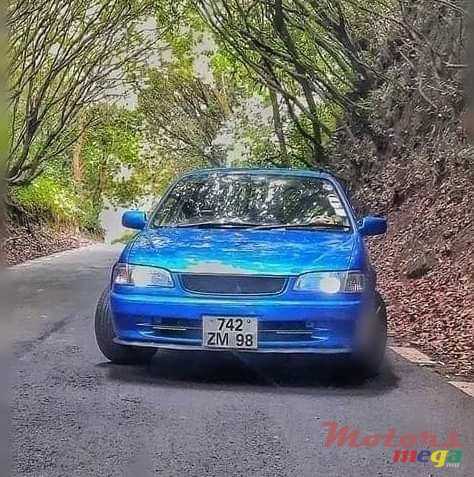 1998' Toyota Corolla photo #1