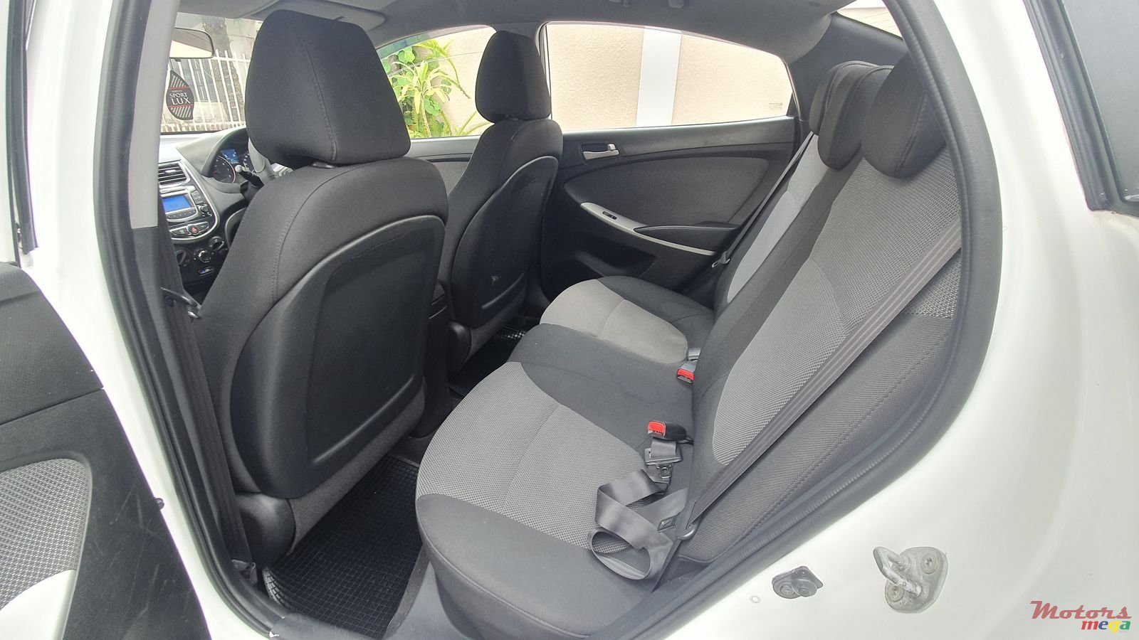 2013' Hyundai Accent 1.4 photo #4