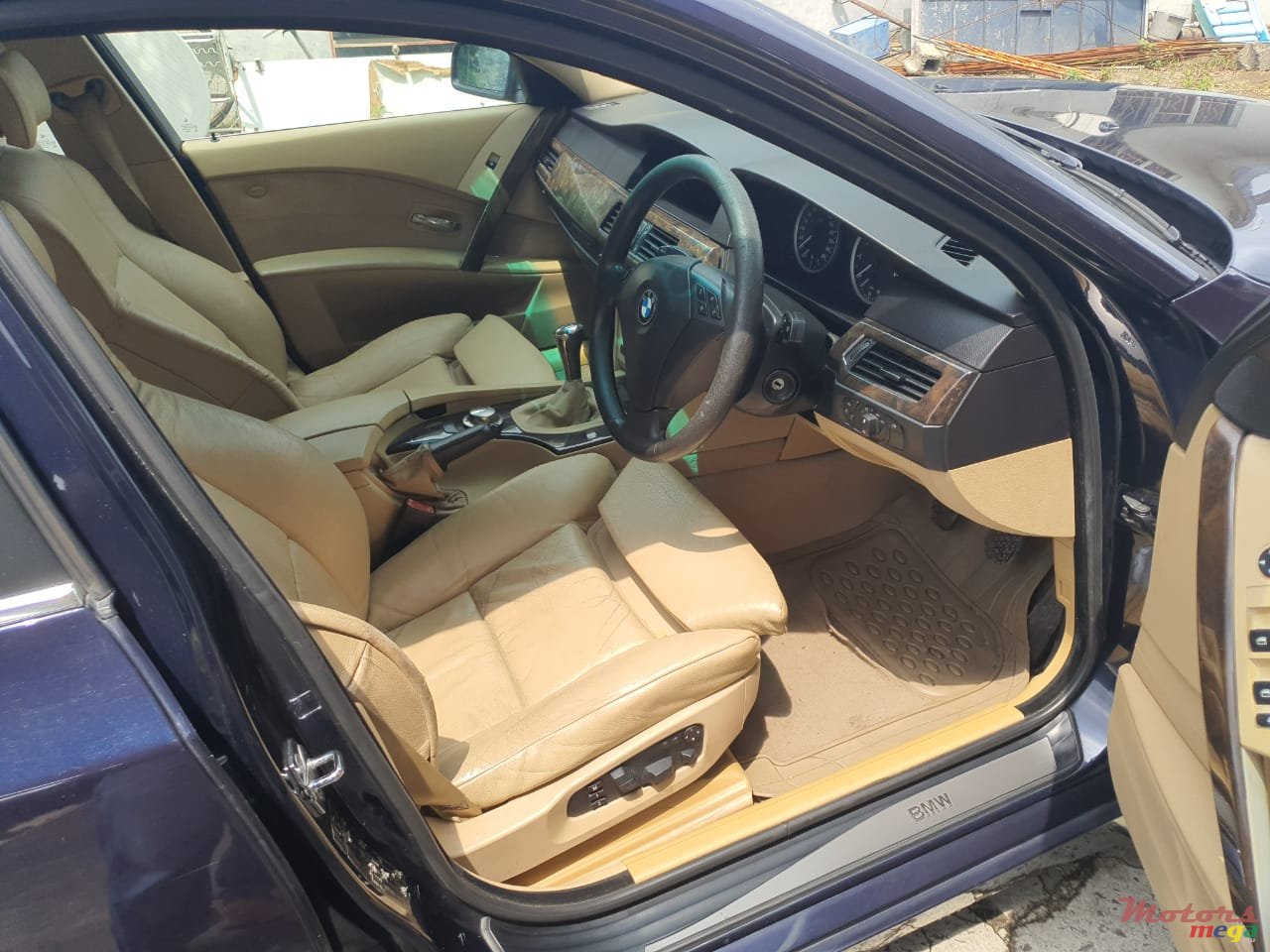 2004' BMW 530 photo #2