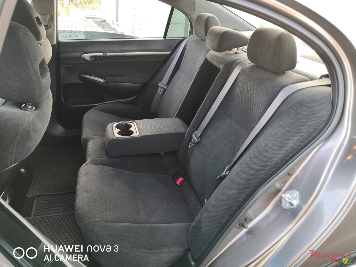 2010' Honda Civic FD4 VXI photo #3