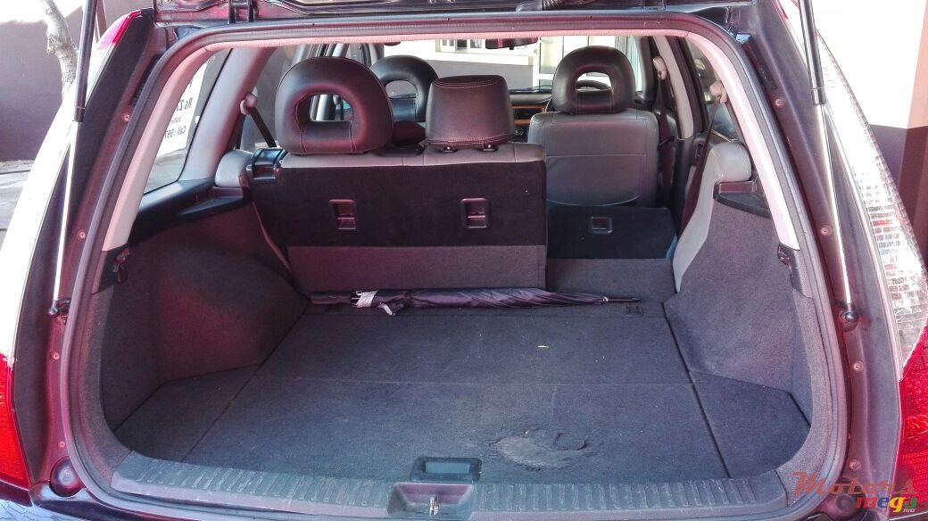 2007' Mitsubishi Lancer Stationwagon, 5-seater/autovan photo #3