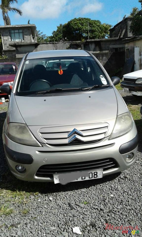 2008' Citroen C3 photo #2