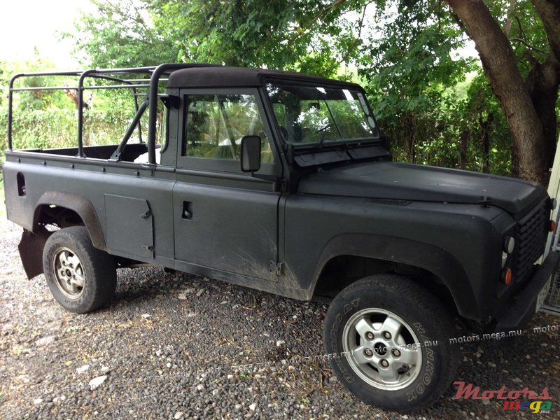 1992' Land Rover Defender 110 photo #1