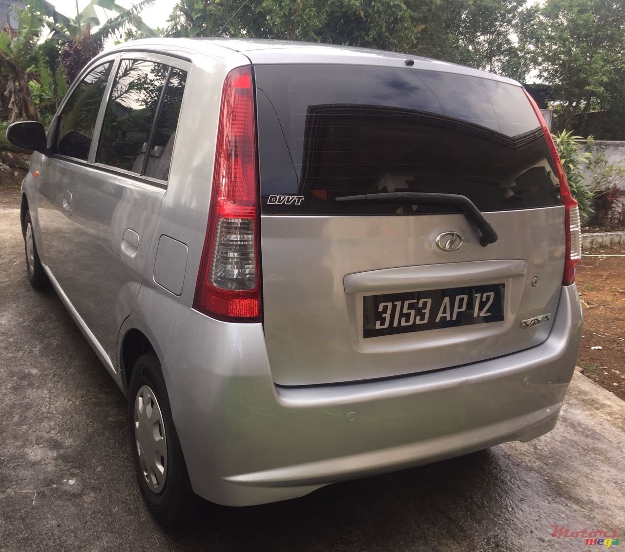 2012' Perodua Viva photo #5