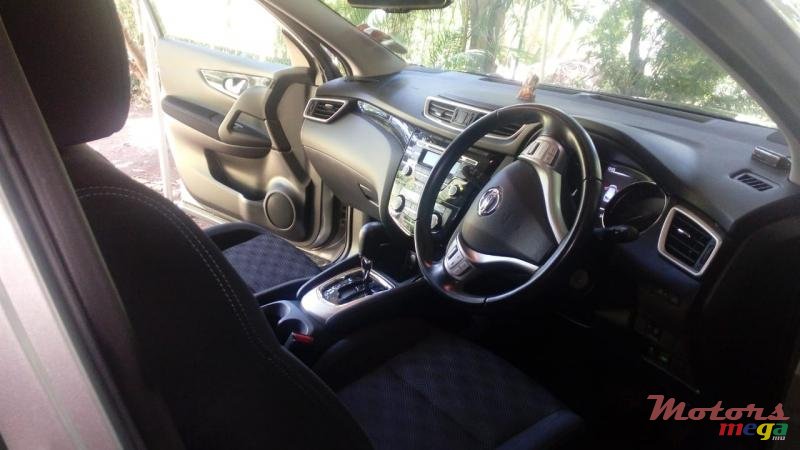 2017' Nissan Qashqai photo #3